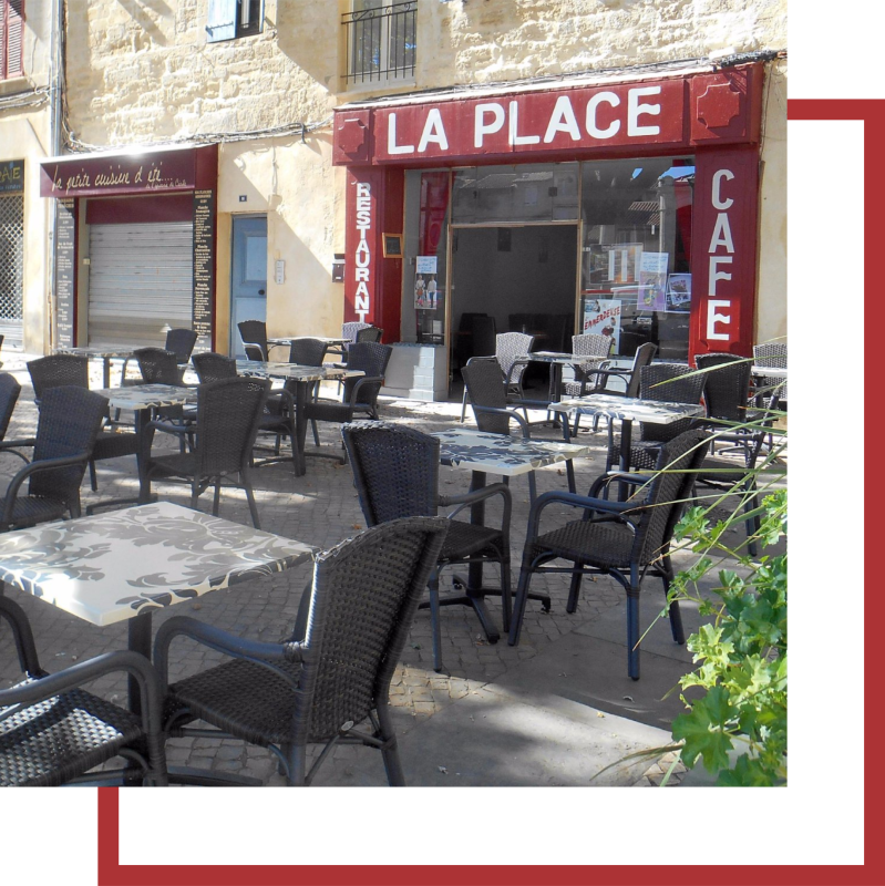 Le restaurant - La Place - Beaucaire - restaurant TARASCON